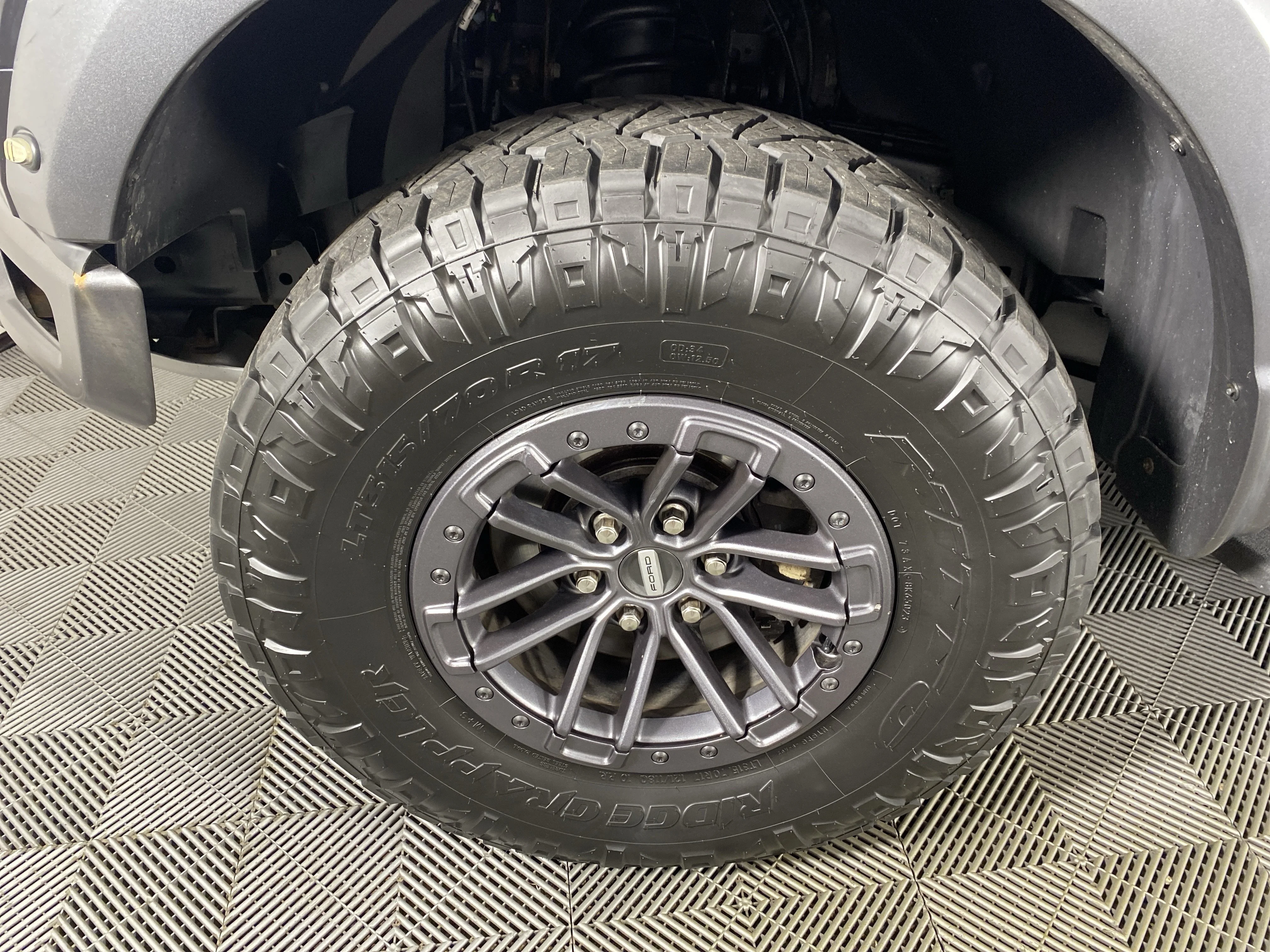 Used 2019 Black Metallic Ford Raptor image 13