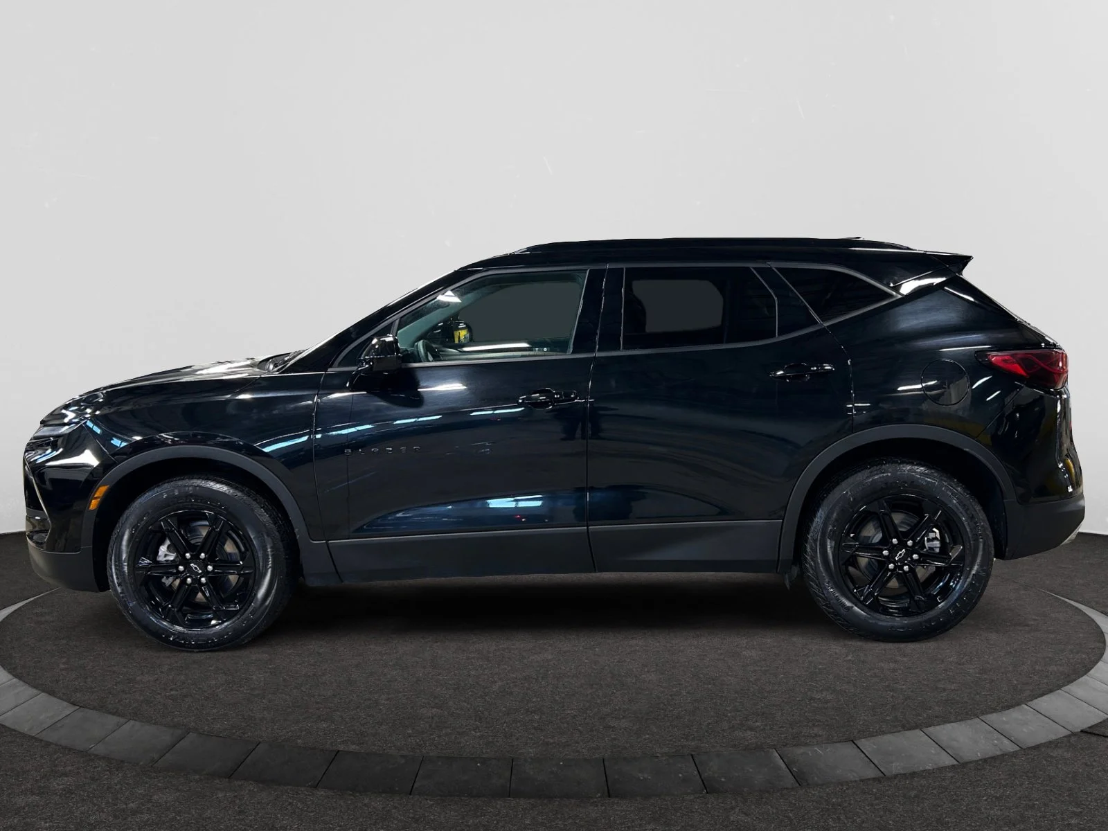 Used 2025 Black Chevrolet LT AWD image 2