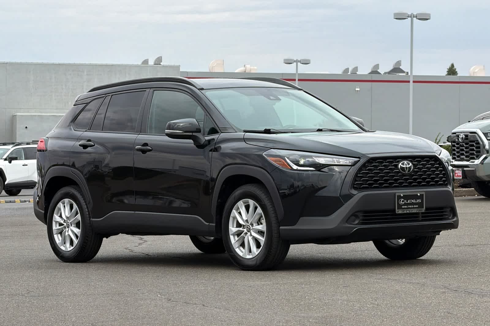 Used 2022 Jet Black Toyota LE image 5