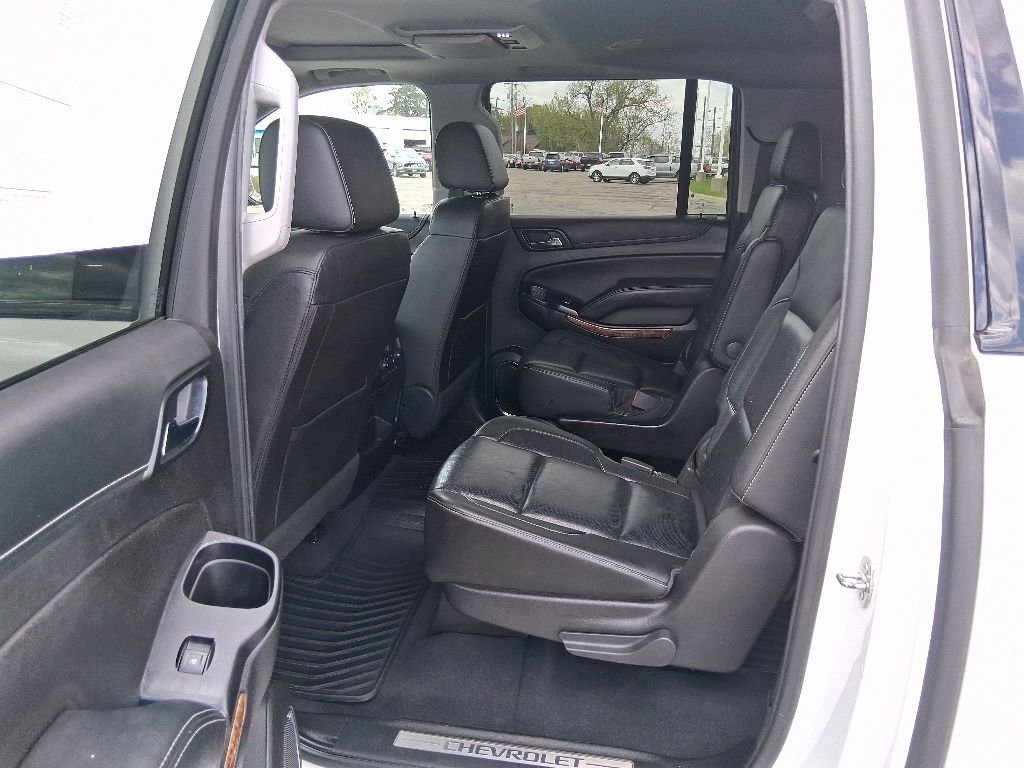 Used 2019 SUMMIT WHITE Chevrolet Premier image 9