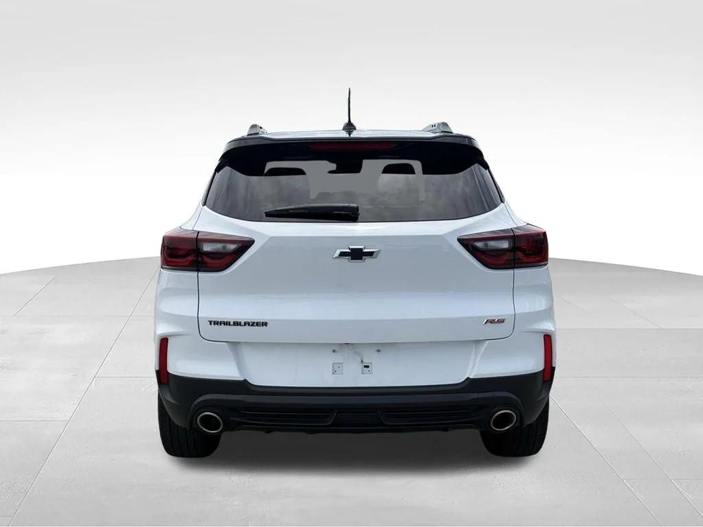 Used 2024 White Chevrolet RS image 23