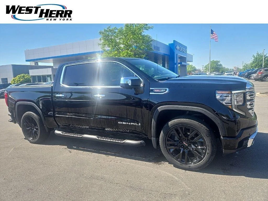 2023 GMC Sierra 4WD Crew Cab Short Box Denali's photo