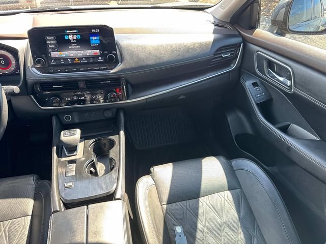 Used 2023 Gray Nissan Platinum image 20