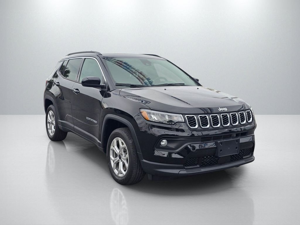 Used 2025 Black Jeep Latitude image 3