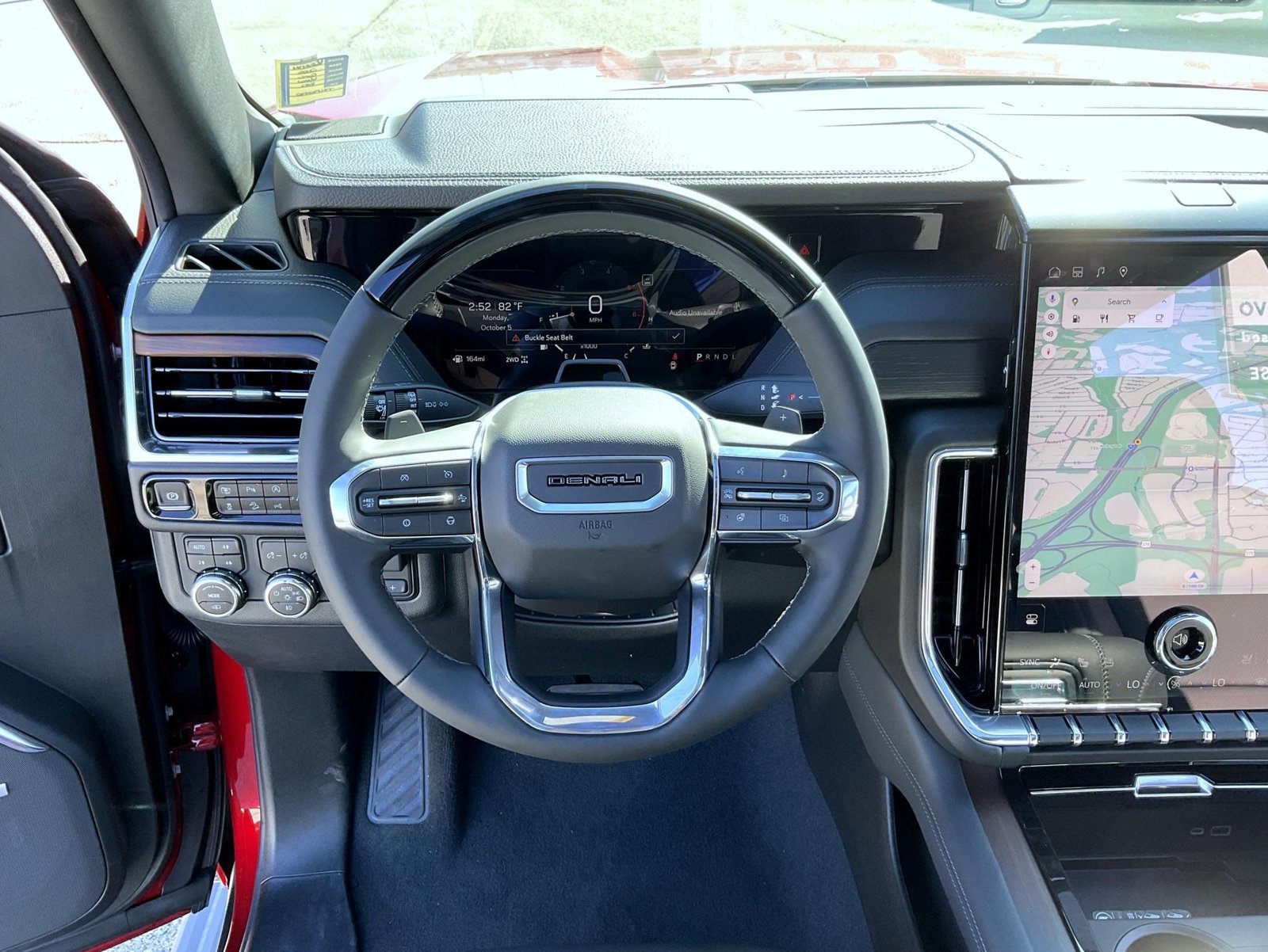 2026 GMC Yukon Denali - Photo 11