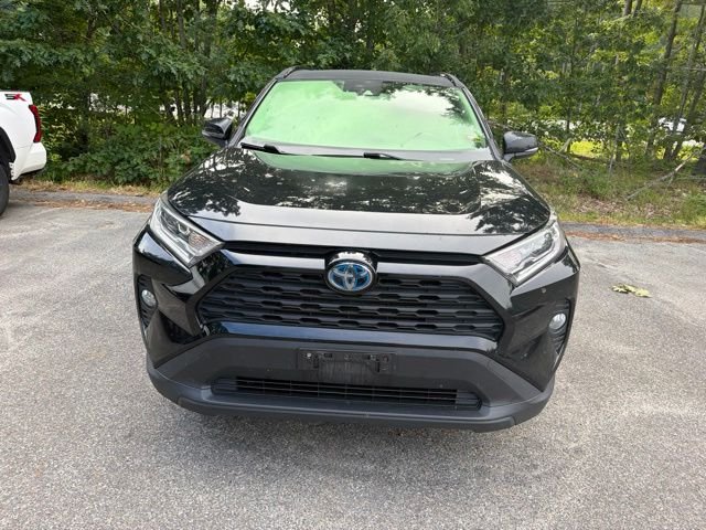 Used 2019 Midnight Black Metallic Toyota XLE image 2