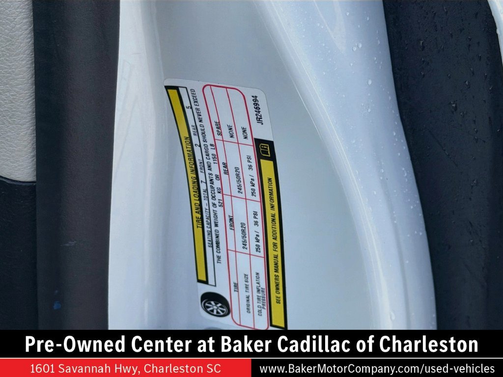 Used 2018 White Chrysler Limited image 34