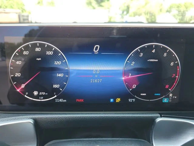 Used 2024 Blue Mercedes-Benz GLB 250 image 29