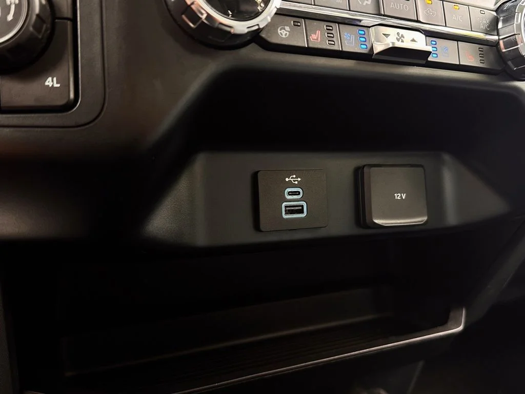 Used 2023 Black Ford Lariat image 14