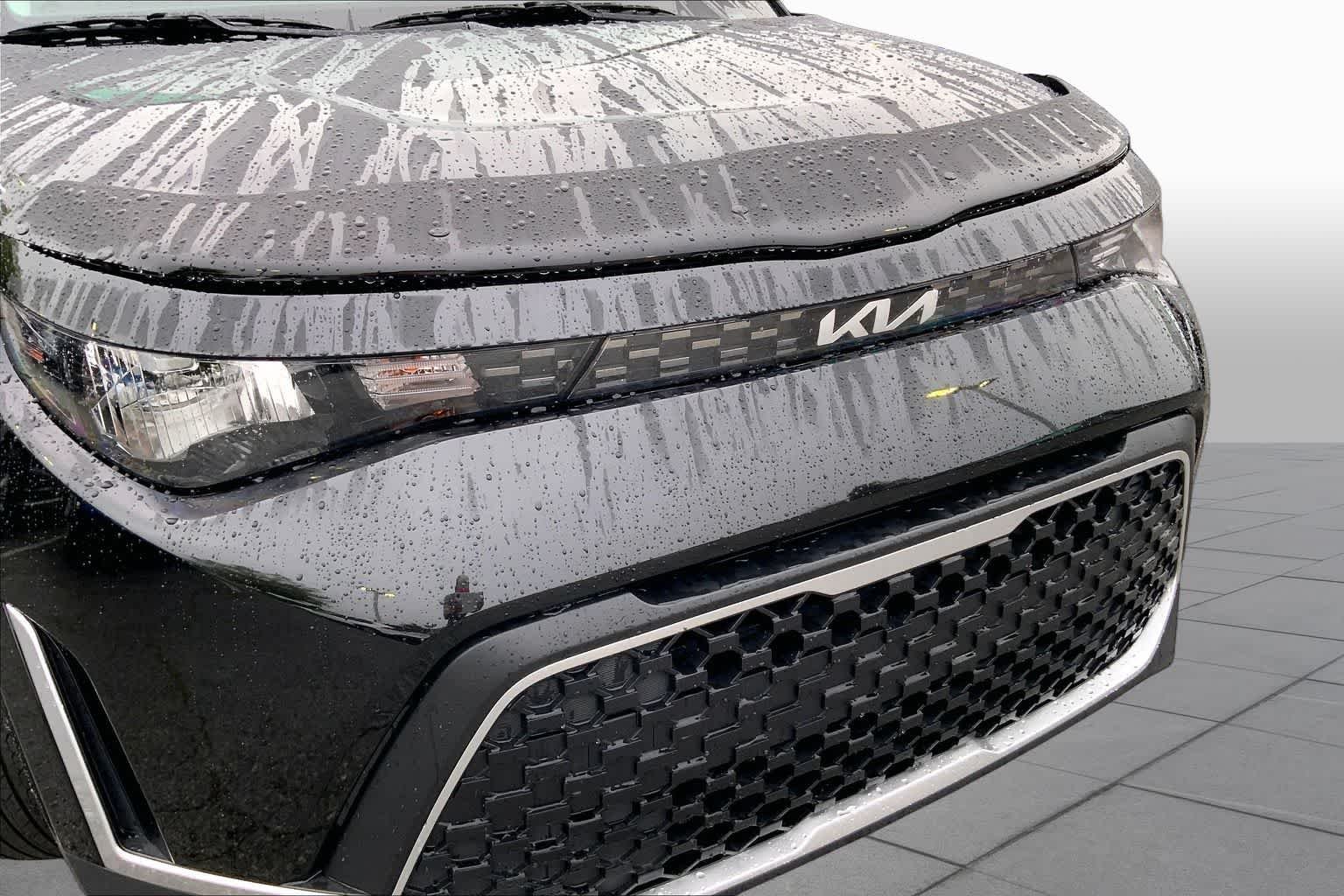 Used 2024 Fusion Black Kia LX image 29