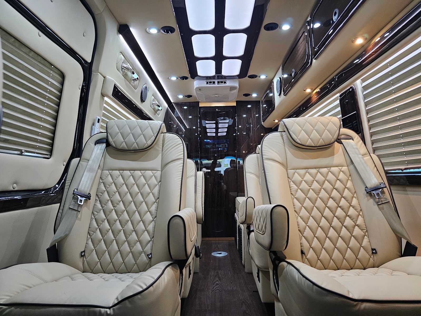 New 2026 Obsidian Black Metallic Mercedes-Benz Avenger Series RV image 30