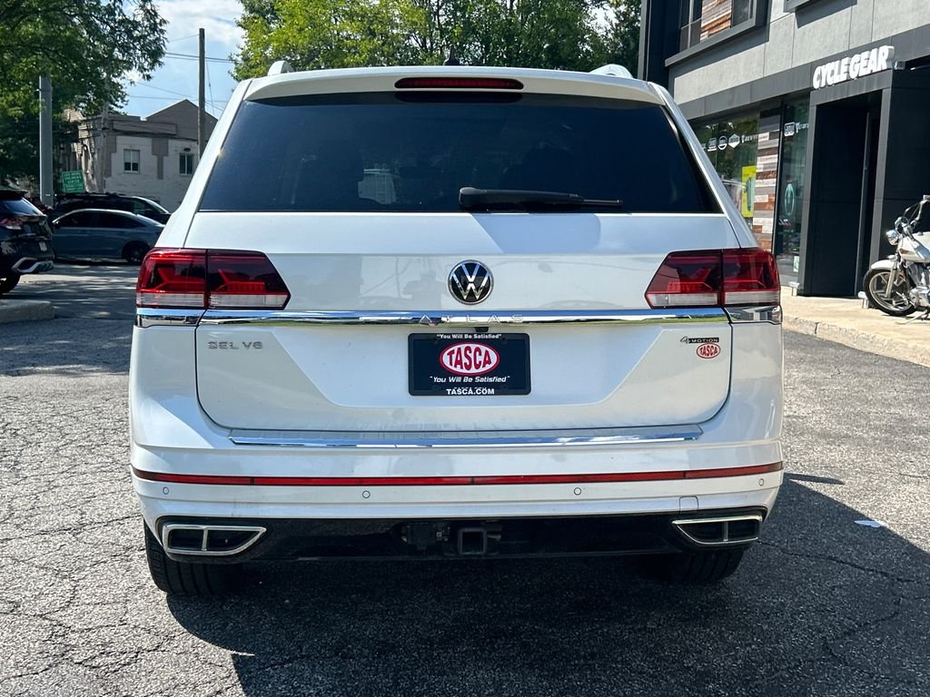 Used 2023 White Volkswagen 3.6L V6 SEL Premium R-Line image 3