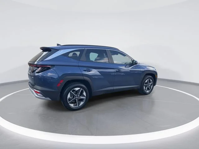 Used 2025 Blue Hyundai SEL Convenience image 8