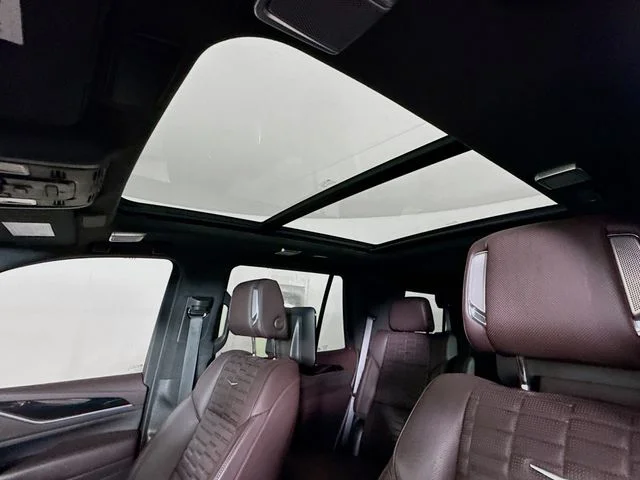 Used 2023 Red Cadillac Sport Platinum image 23