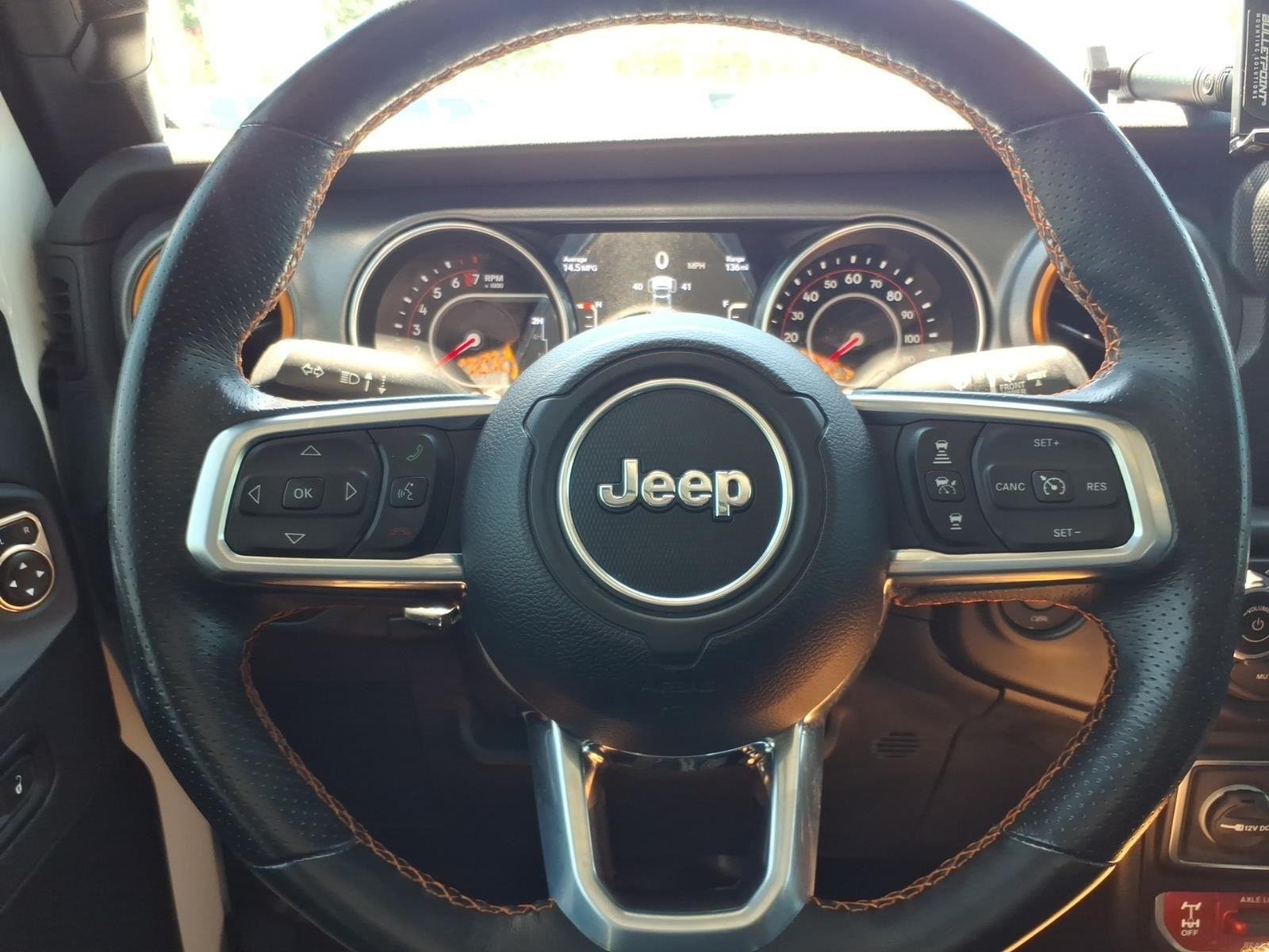 Used 2021 Bright White Clearcoat Jeep Mojave image 27