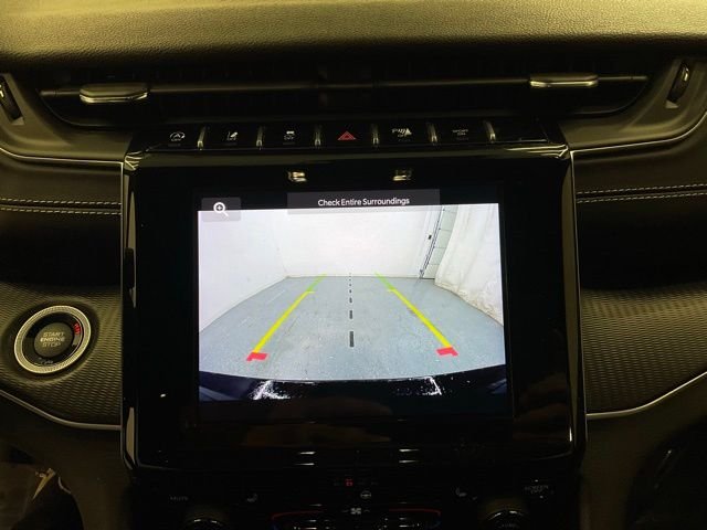 Used 2023 Black Jeep Altitude image 19