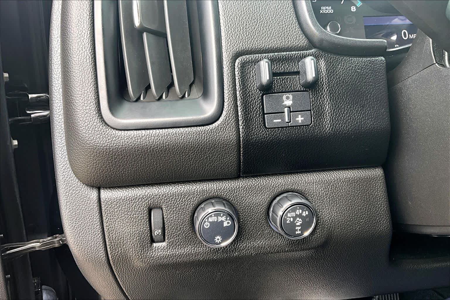 Used 2019 Black Chevrolet 4WD ZR2 image 49