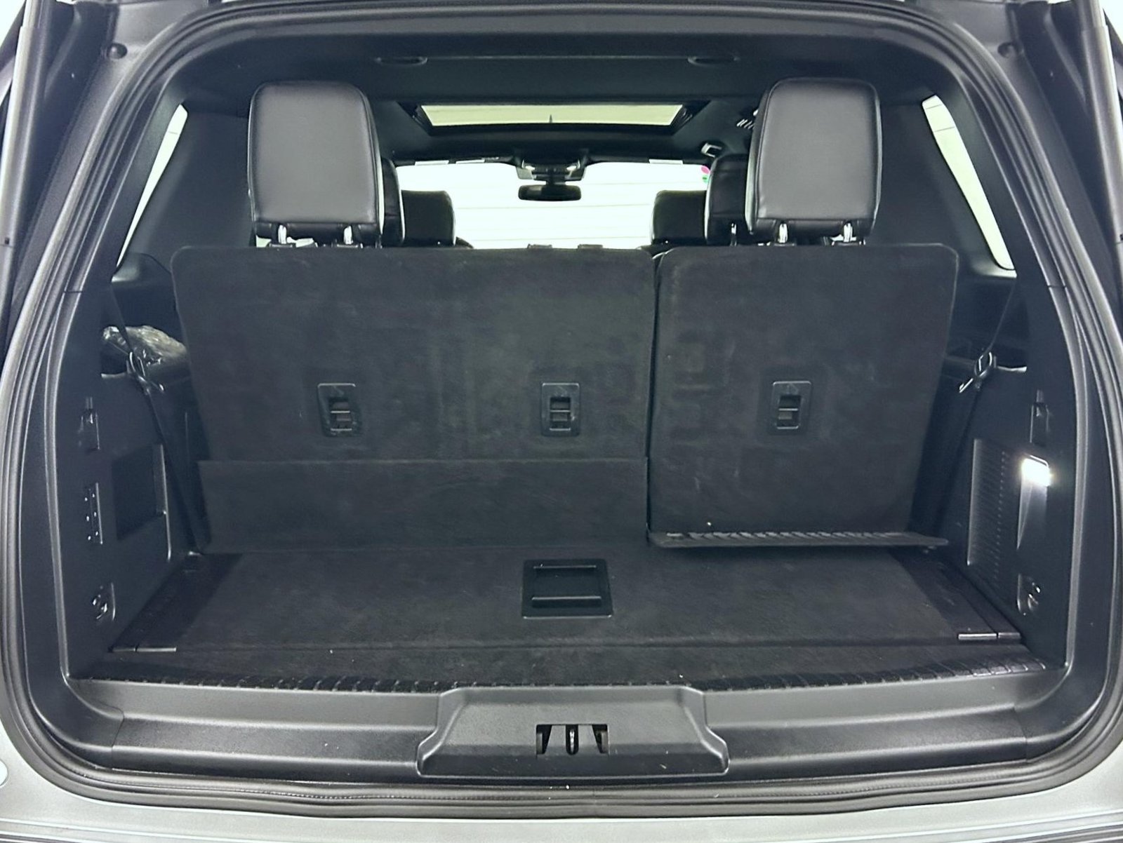 Used 2020 Silver Ford Limited image 31