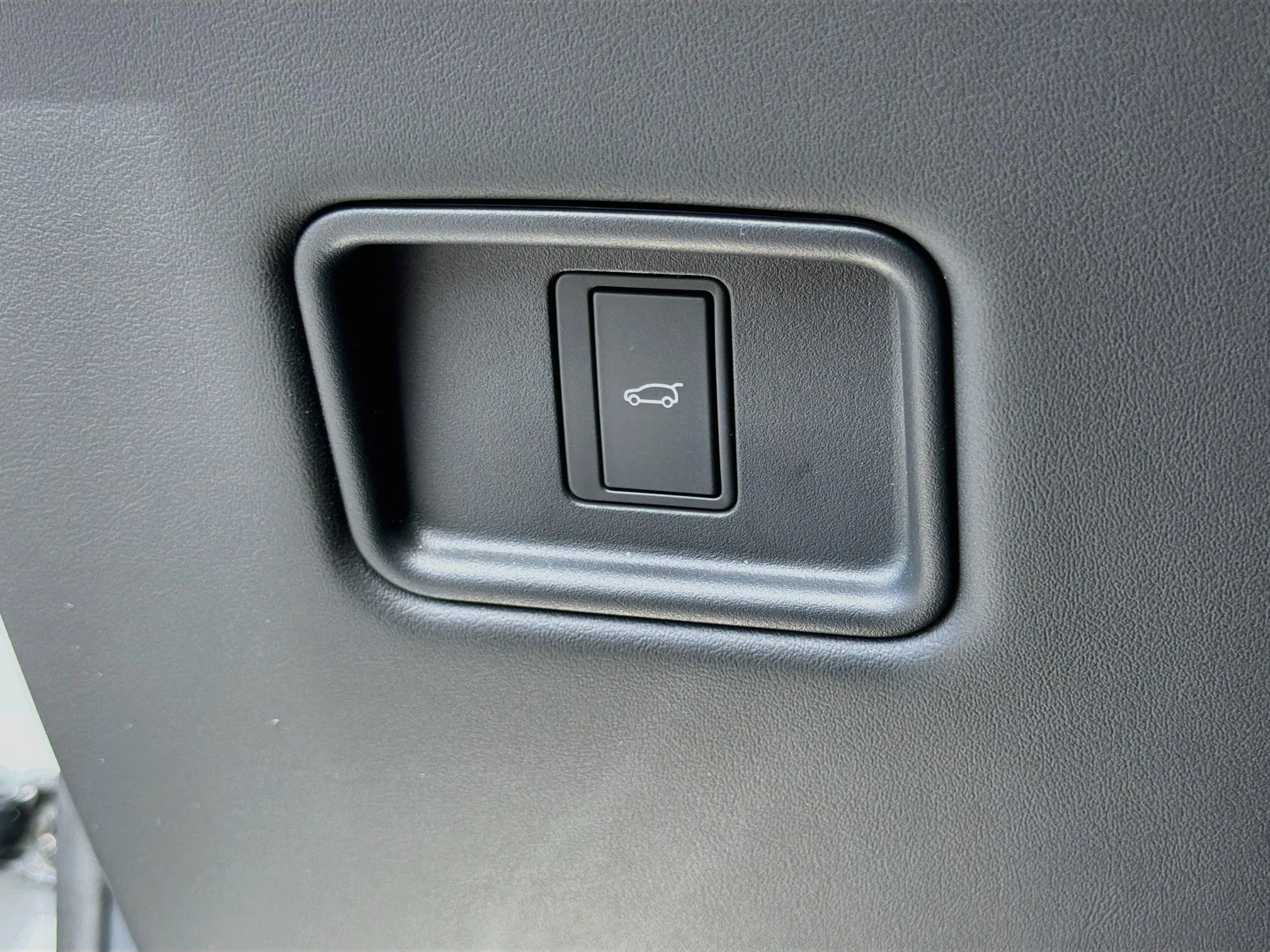 New 2026 Borasco Grey Land Rover SE image 37