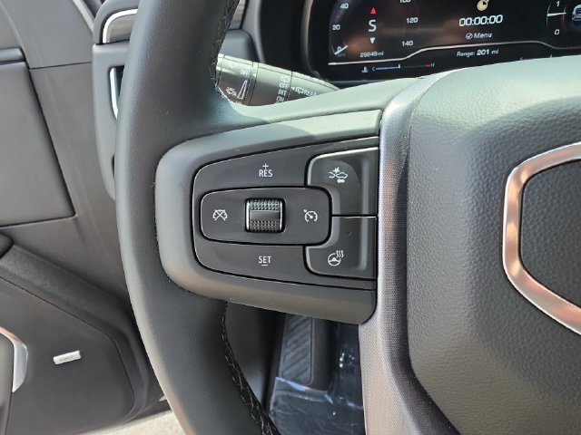 2023 GMC Yukon SLT - Photo 25