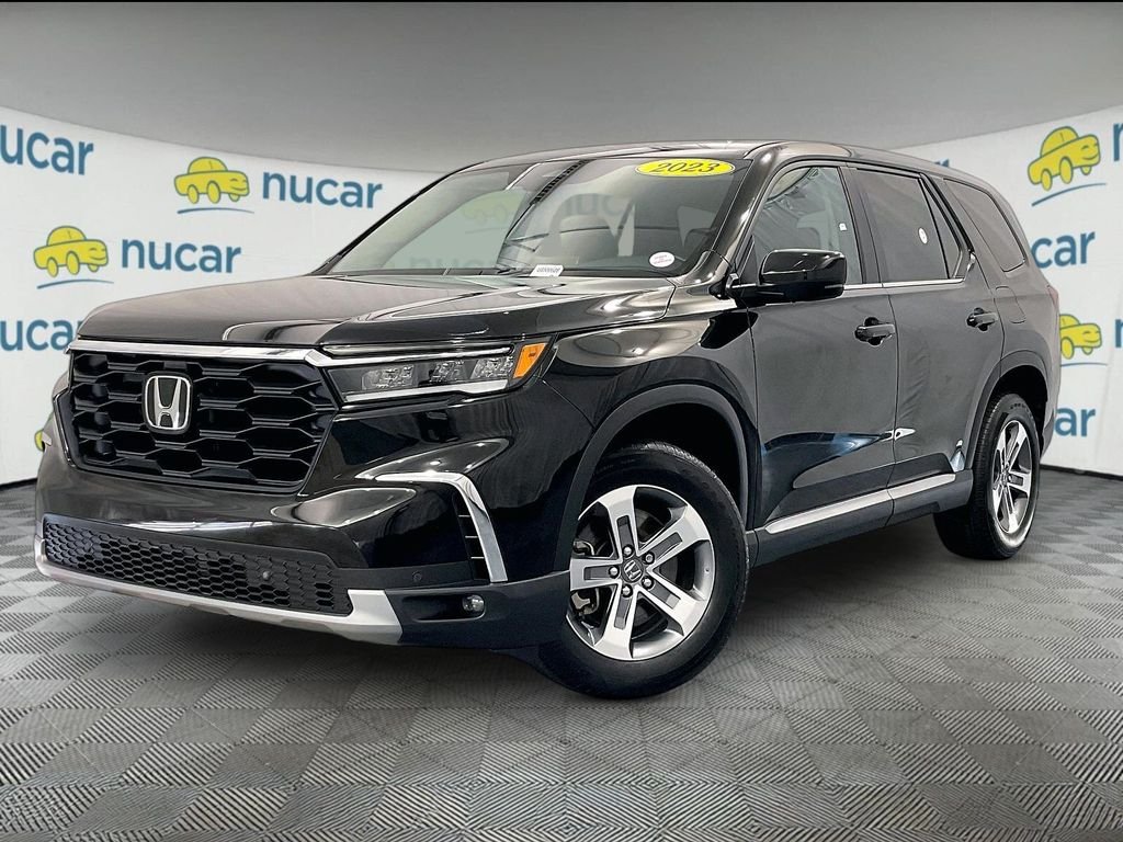 Used 2023 Black Honda EX-L image 3