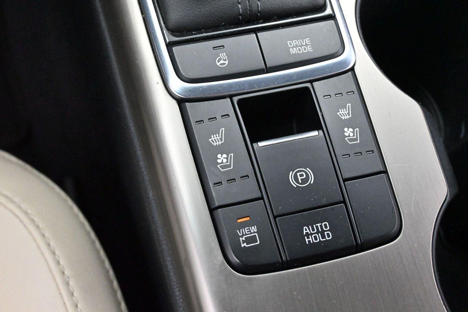 Used 2016 Titanium Silver Kia SXL Turbo image 21