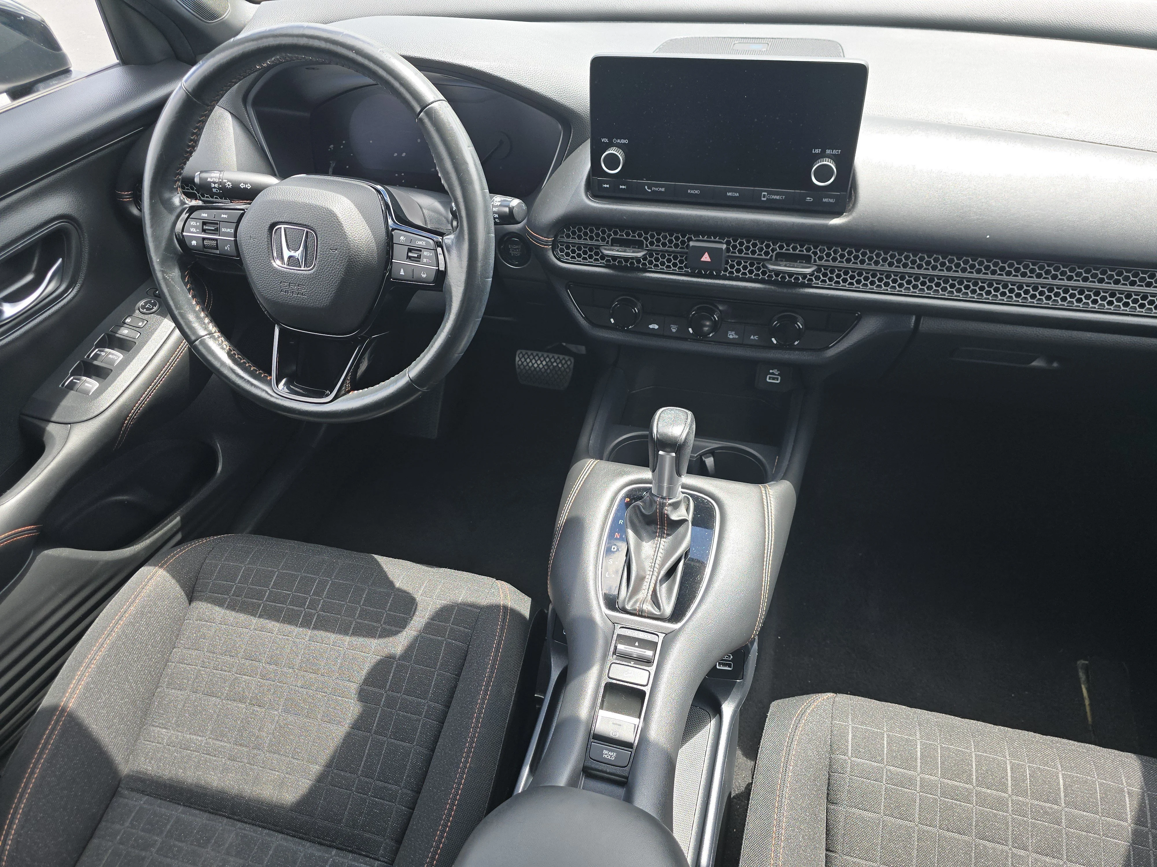 Used 2023 Platinum White Pearl Honda Sport image 19