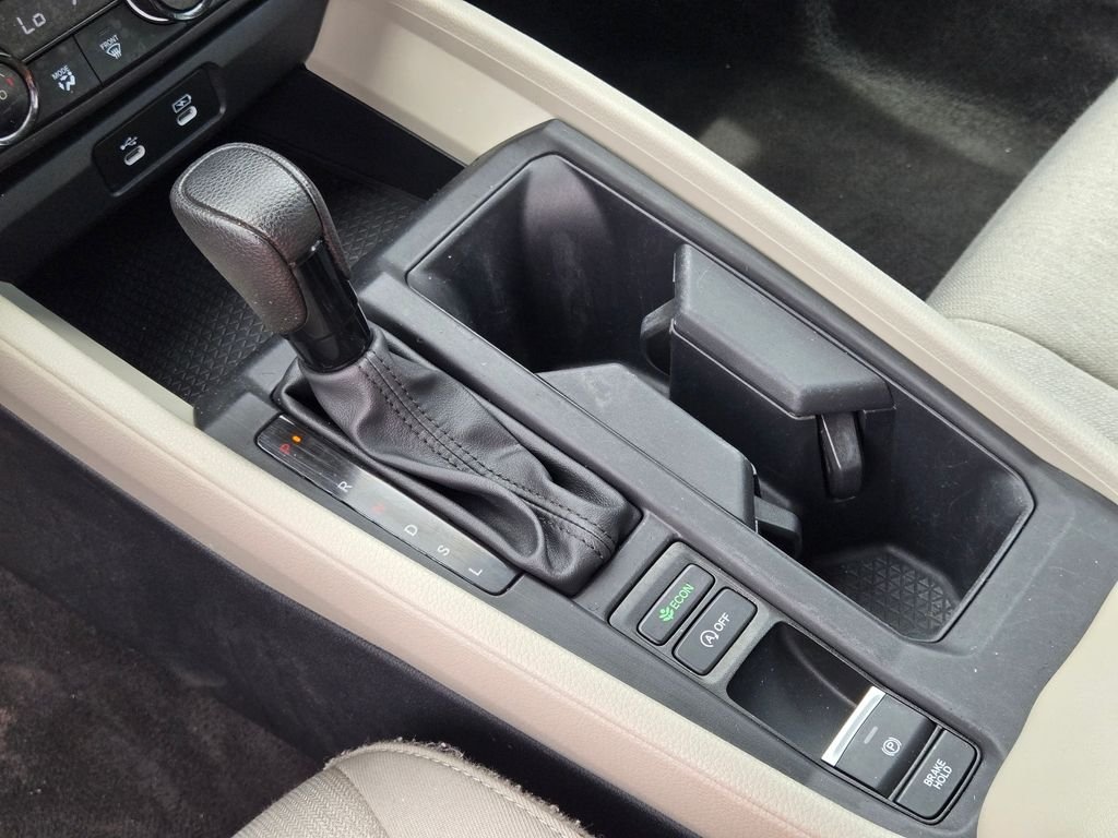 Used 2024 Gray Honda EX image 27