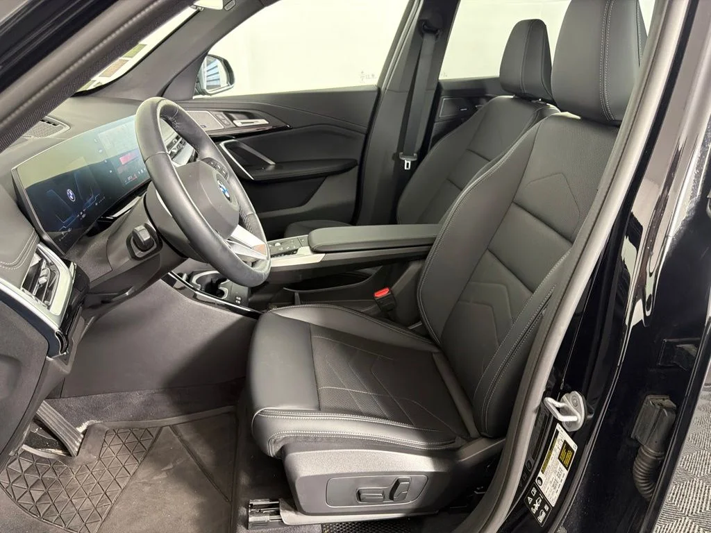 2026 BMW X1 28i - Photo 24