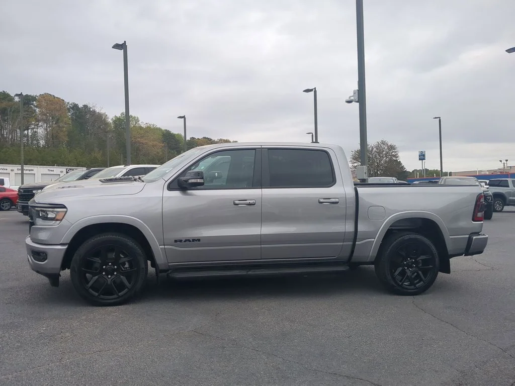 Used 2022 Billet Silver Metallic Clearcoat Ram Laramie image 8