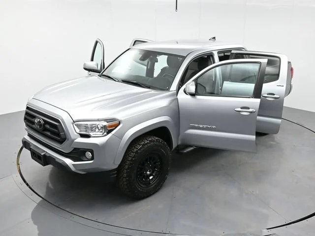 Used 2022 Celestial Silver Metallic Toyota SR5 image 36