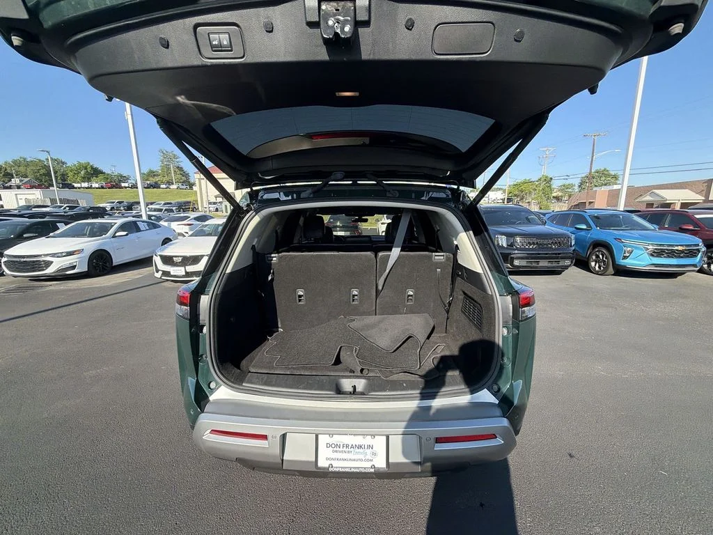Used 2024 Black Nissan SL image 29