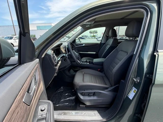 New 2026 Green Volkswagen 2.0T SEL image 8