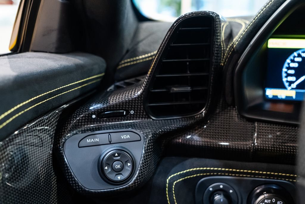2015 Ferrari 458 Speciale A Base - Photo 28