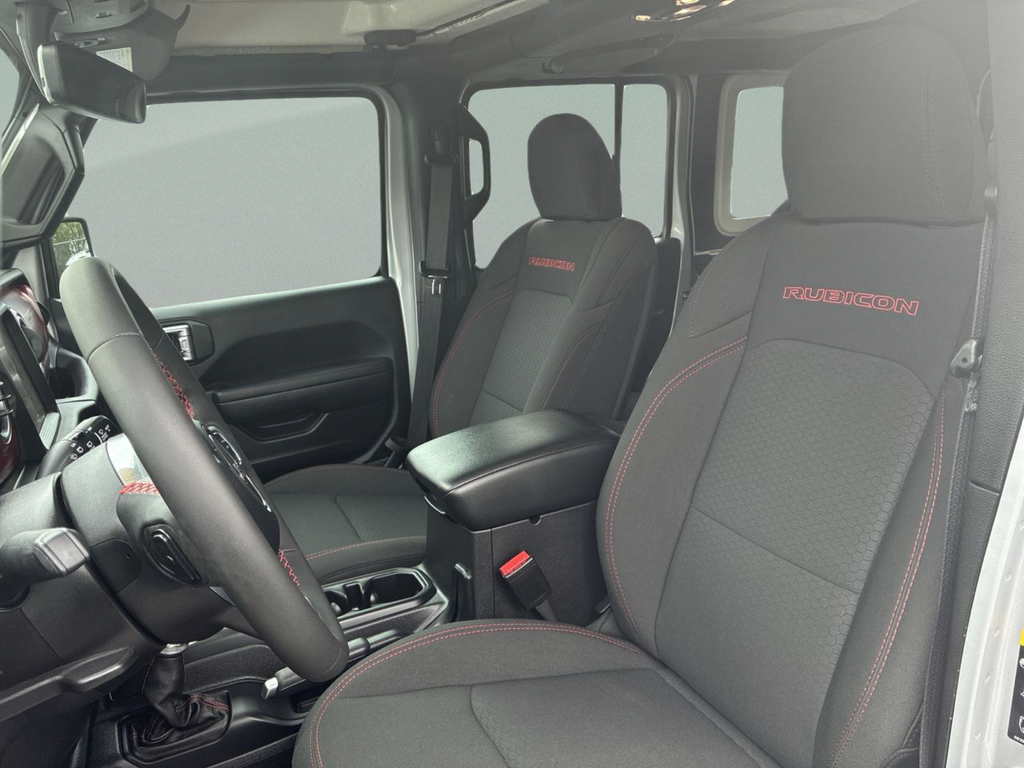 Used 2023 Silver Jeep Rubicon image 34