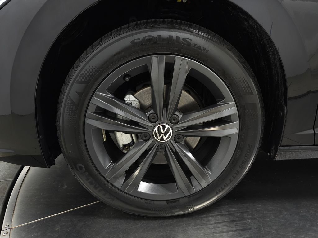 Used 2023 Deep Black Pearl Volkswagen 1.5T SE image 12