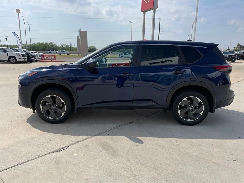 Used 2024 Blue Nissan SV image 4
