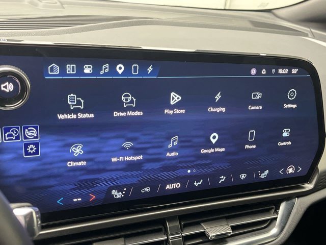 Used 2025 Summit White Chevrolet LT1 with PCY image 19