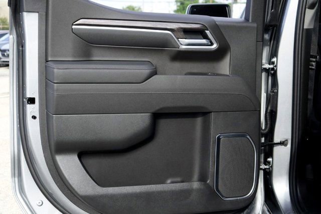 New 2026 Sterling Gray Metallic Chevrolet LTZ image 20