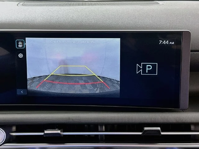 New 2027 White Hyundai SEL image 16