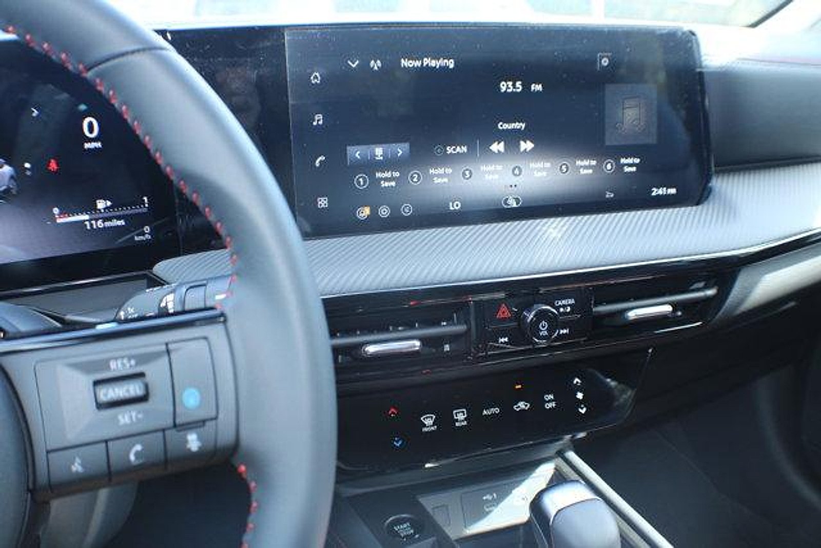 2026 Nissan KICKS SR - Photo 8