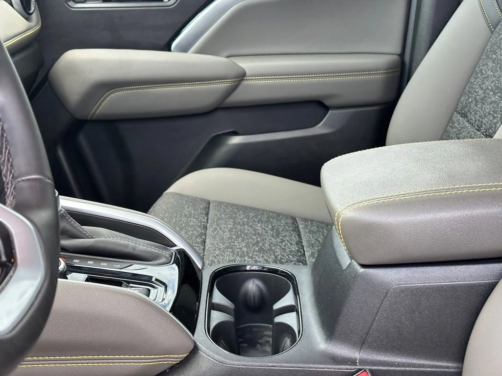 Used 2024 Gray Chevrolet ZR2 image 11