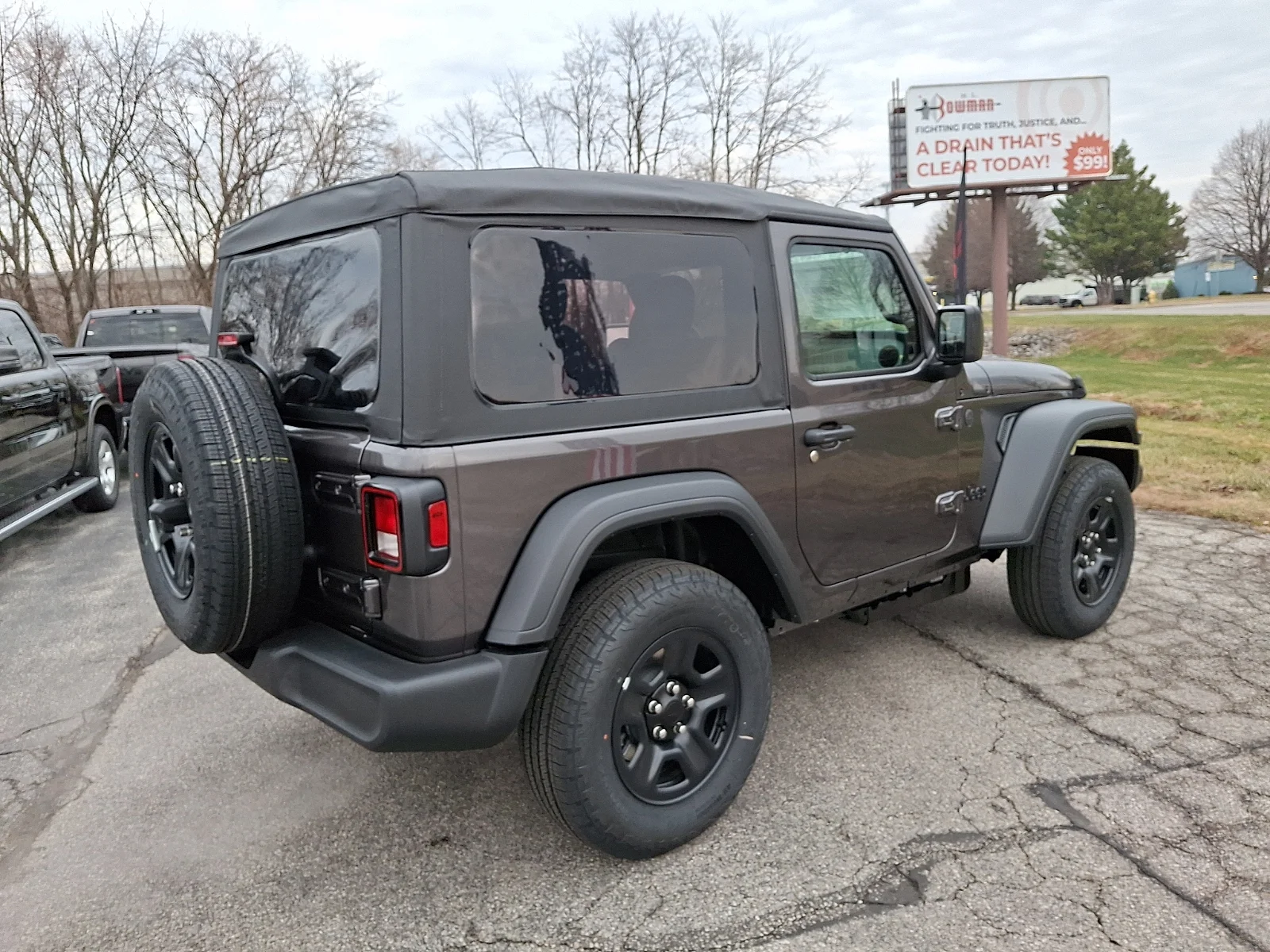 New 2026 Granite Crystal Metallic Clear-Coat Exterior Paint Jeep Sport image 8