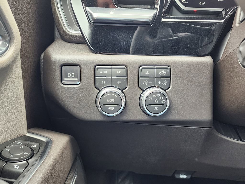 2026 GMC Sierra 1500 SLT - Photo 19