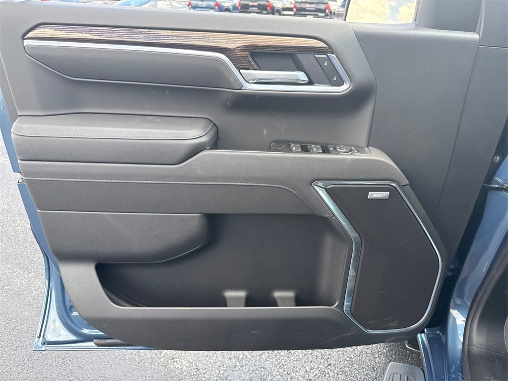 2026 GMC SIERRA - Image 13