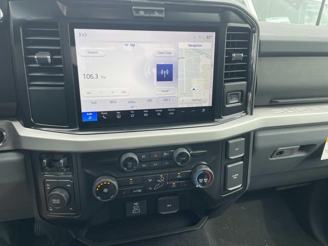 New 2026 Avalanche Ford F-350® XLT image 9