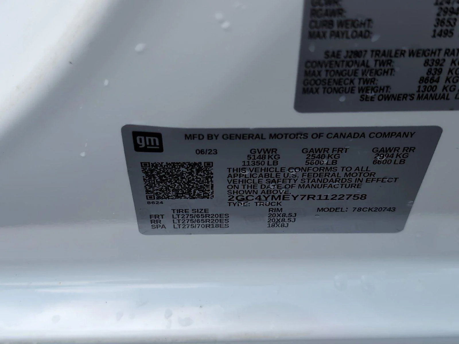 Used 2024 Summit White Chevrolet Custom image 14