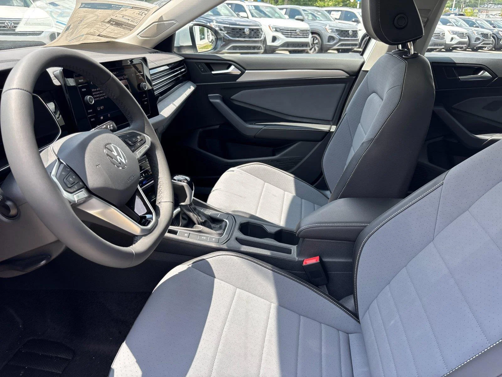 New 2026 Opal White Pearl Volkswagen SE image 15