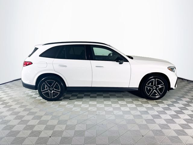New 2026 Polar White Mercedes-Benz GLC 300 image 8