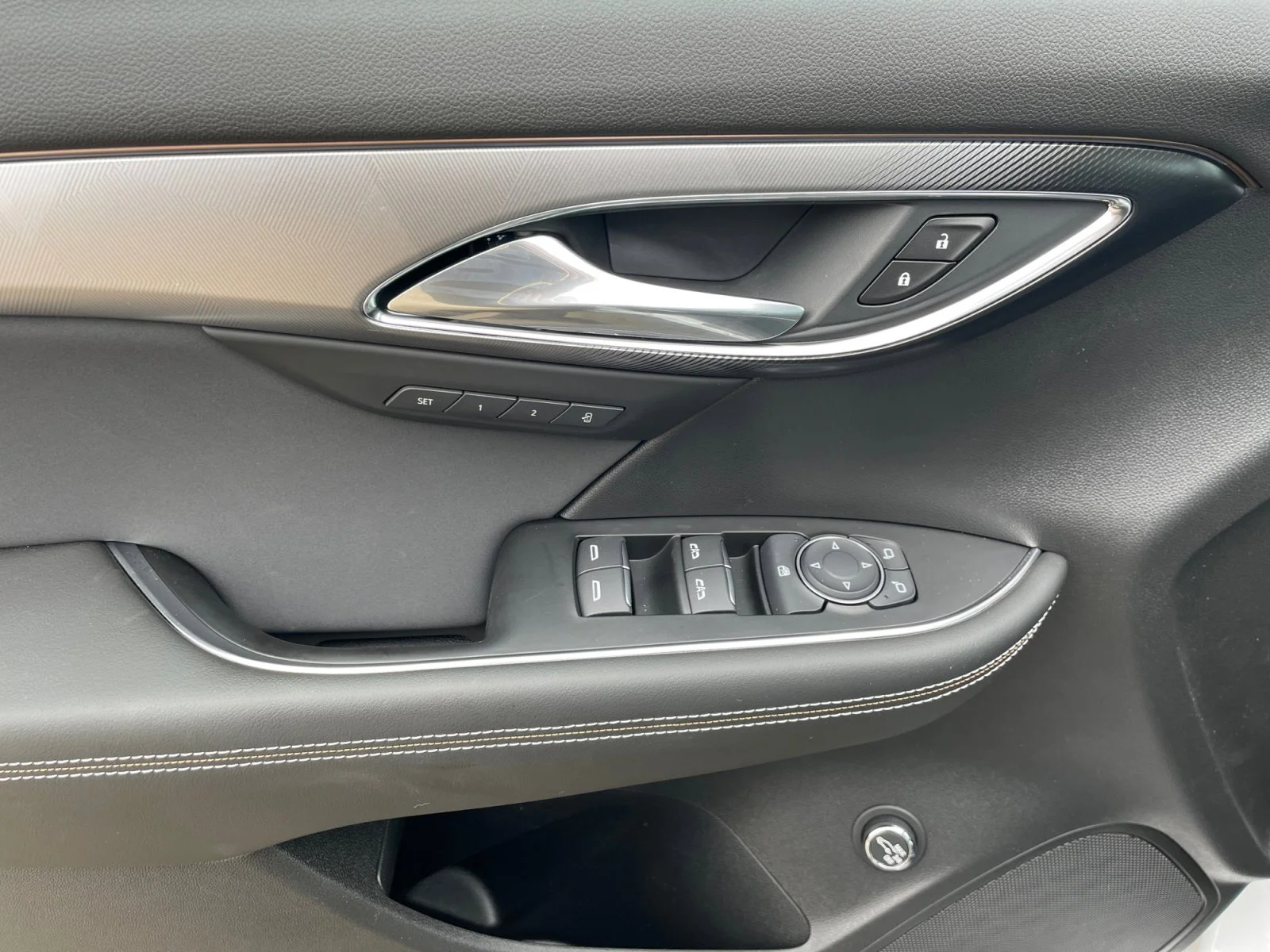 New 2026 Summit White Buick Sport Touring AWD image 17